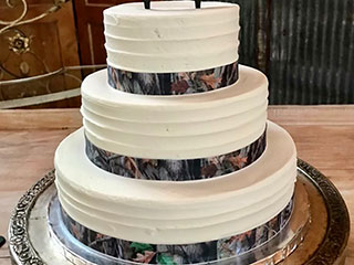 Little Flour Custom Wedding Cakes 04